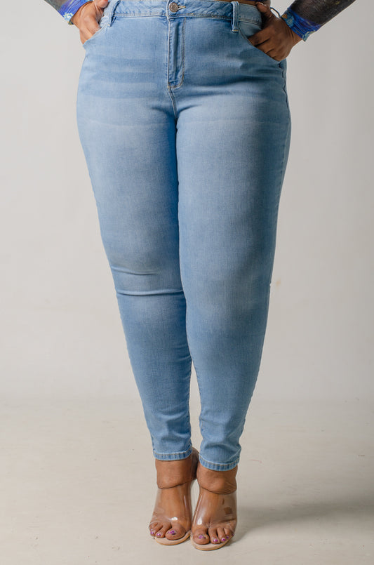 Never Basic Jeans - Medium Blue